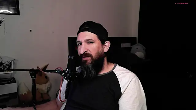 Snapshot of DevilPup75_ chatting on May 2026 07:27:01 AM DevilPup75 online show from May 2026 07:27:01 AM