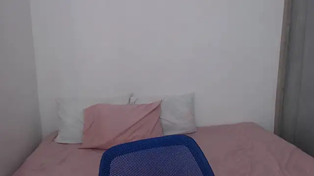 Tiiana online show from September 2025 04:31:02 PM