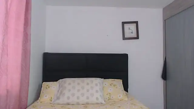 Tiiana online show from March 2026 03:28:01 PM