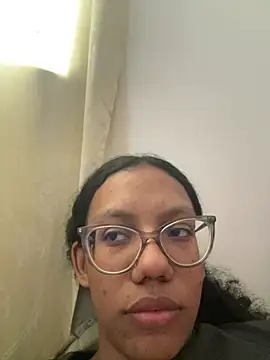 Valen1800 online show from March 2026 08:34:02 PM