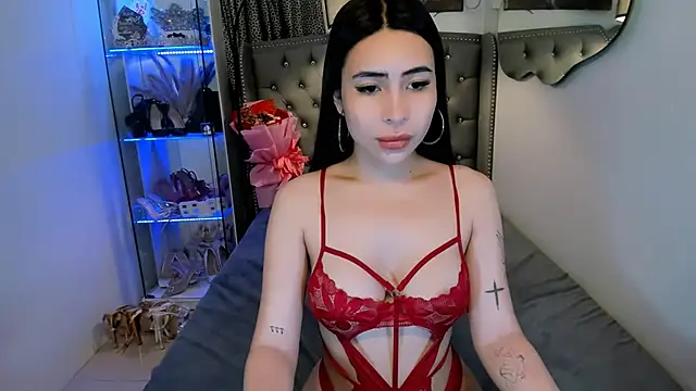 Snapshot of Claudia_empress chatting on November 2025 08:40:01 PM Claudia empress online show from November 2025 08:40:01 PM