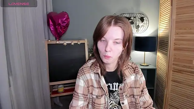 Madelaineses online show from October 2025 11:24:01 AM