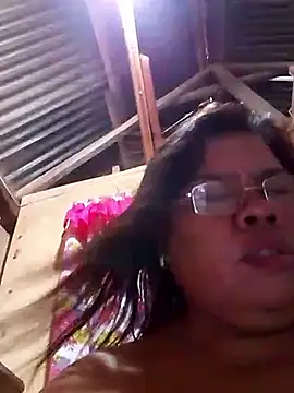 Snapshot of Huge_mama69 chatting on October 2025 03:36:02 AM Huge mama69 online show from October 2025 03:36:02 AM