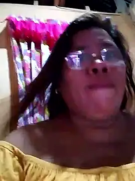 Snapshot of Huge_mama69 chatting on October 2025 03:41:01 PM Huge mama69 online show from October 2025 03:41:01 PM