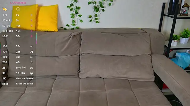 Roxy Sunnny online show from November 2025 09:20:01 AM