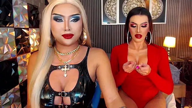 Snapshot of HorseCockDevina chatting on March 2026 09:10:01 PM HorseCockDevina online show from March 2026 09:10:01 PM