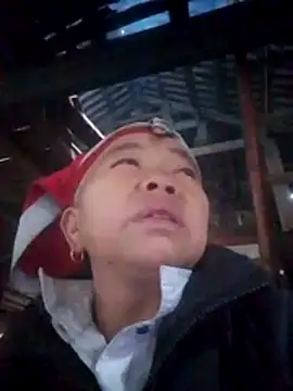 VangLe73 online show from February 2026 06:39:02 AM