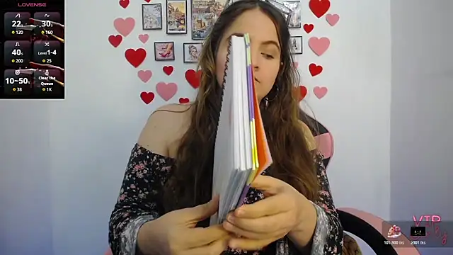 Snapshot of Pregnant_Kloe chatting on May 2026 03:18:02 PM Pregnant Kloe online show from May 2026 03:18:02 PM
