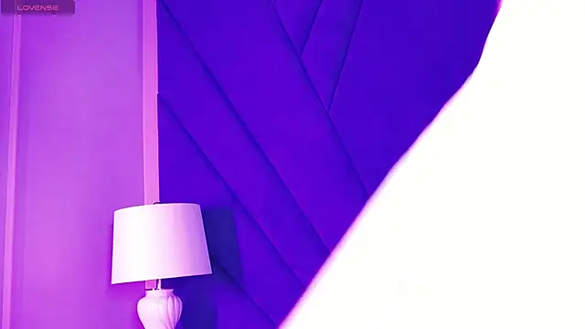 Snapshot of Evelisse chatting on September 2025 04:03:02 AM Evelisse online show from September 2025 04:03:02 AM