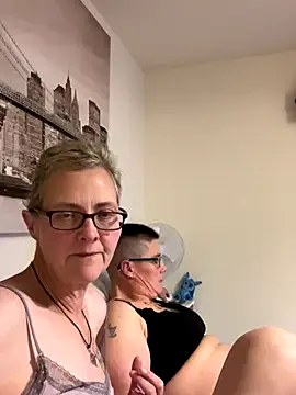 Curvy-Jinx online show from November 2025 09:02:02 PM