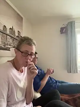 Curvy-Jinx online show from December 2025 08:52:01 AM