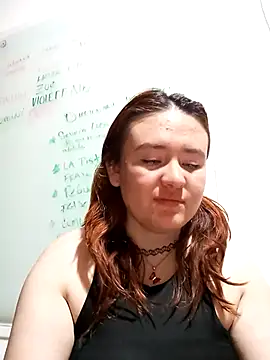 Snapshot of AliaMiller_ chatting on February 2026 01:31:01 PM AliaMiller online show from February 2026 01:31:01 PM