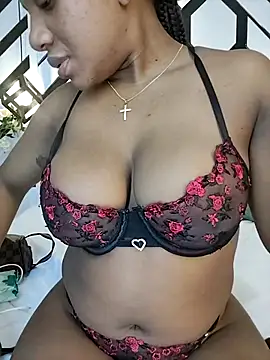 Snapshot of VictoriaKroft chatting on November 2025 02:40:02 PM VictoriaKroft online show from November 2025 02:40:02 PM