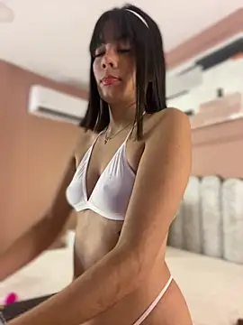 mia kisses2 online show from October 2025 03:40:01 AM