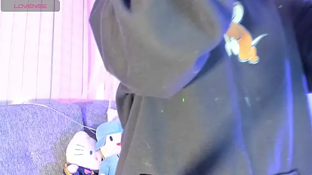 Melody-chers online show from April 2026 12:39:01 PM