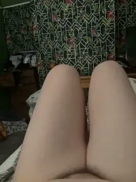 Snapshot of Taboo-Lou chatting on November 2025 08:20:01 PM Taboo-Lou online show from November 2025 08:20:01 PM