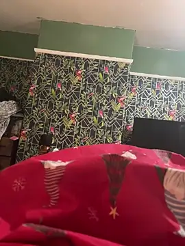 Snapshot of Taboo-Lou chatting on December 2025 08:26:02 PM Taboo-Lou online show from December 2025 08:26:02 PM