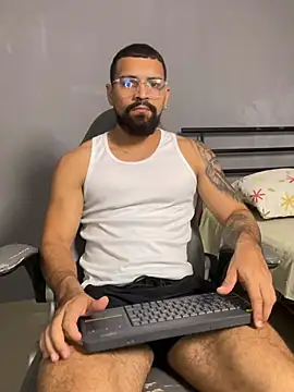 vincentjaxon online show from April 2026 05:10:01 PM