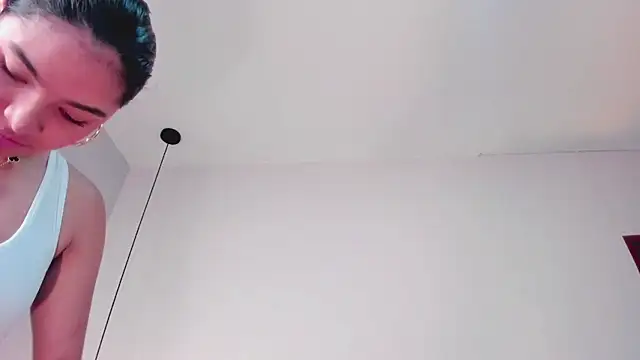 Snapshot of LunaAspen_ chatting on November 2025 05:45:02 PM LunaAspen online show from November 2025 05:45:02 PM