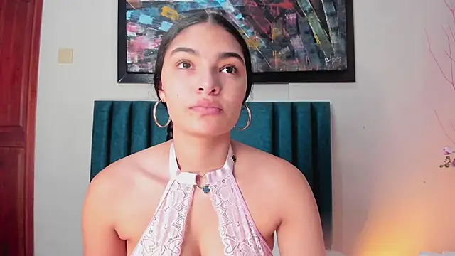 Snapshot of LunaAspen_ chatting on December 2025 06:03:02 PM LunaAspen online show from December 2025 06:03:02 PM