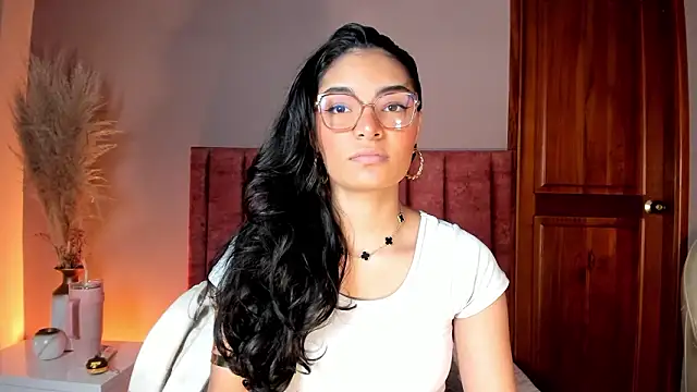 LunaAspen  online show from March 2026 05:49:02 PM