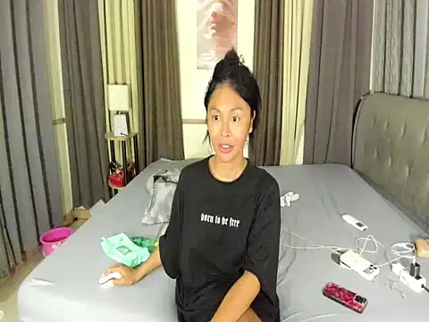 Monstercockgoddessx online show from July 2026 05:48:02 PM