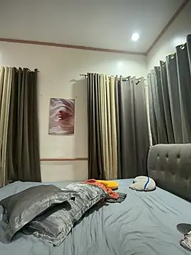Monstercockgoddessx online show from August 2026 05:04:02 PM