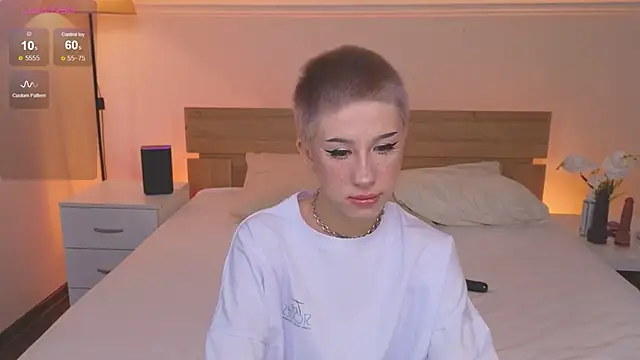 Necucub online show from October 2025 03:59:01 AM