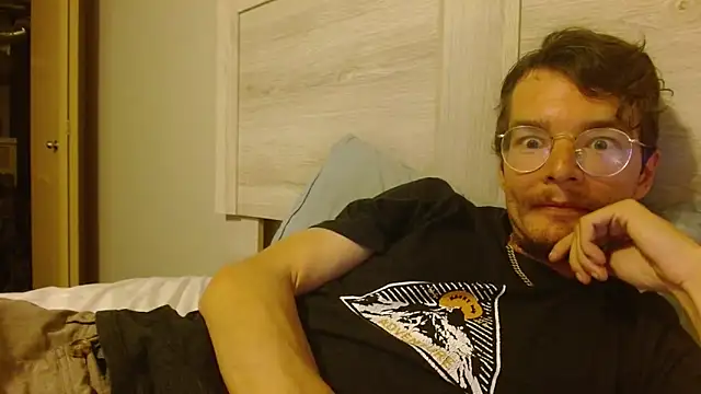 Snapshot of Hungboxer69 chatting on September 2025 01:49:02 AM Hungboxer69 online show from September 2025 01:49:02 AM