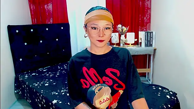 fantasticsophia69 online show from January 2026 07:24:02 AM