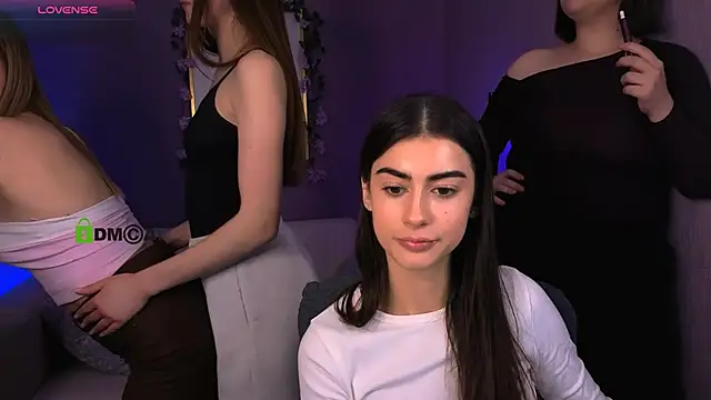 nekky mouse online show from January 2026 05:27:02 PM