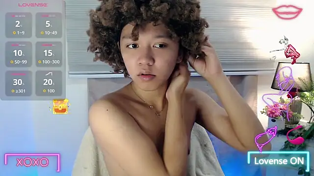 Snapshot of 9INCHESHARDCOCK chatting on November 2025 04:44:02 AM 9INCHESHARDCOCK online show from November 2025 04:44:02 AM