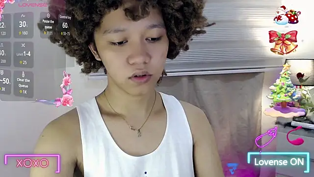 Snapshot of 9INCHESHARDCOCK chatting on December 2025 06:44:01 AM 9INCHESHARDCOCK online show from December 2025 06:44:01 AM