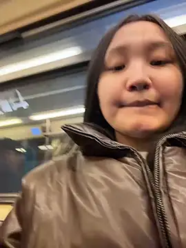 KissMeEva online show from October 2025 02:46:01 PM