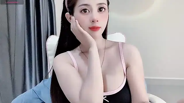 Aline 690 online show from April 2026 07:31:01 AM