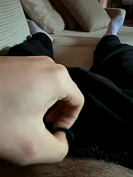 Snapshot of Qualepass chatting on October 2025 02:10:01 PM Qualepass online show from October 2025 02:10:01 PM