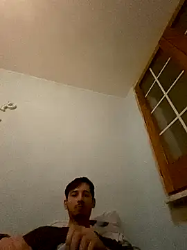 Snapshot of Qualepass chatting on November 2025 04:18:02 PM Qualepass online show from November 2025 04:18:02 PM