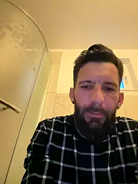 Michel huge online show from December 2025 05:57:01 AM