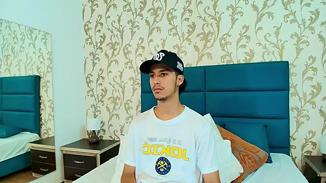 Marcus Jeron online show from October 2025 11:00:02 PM