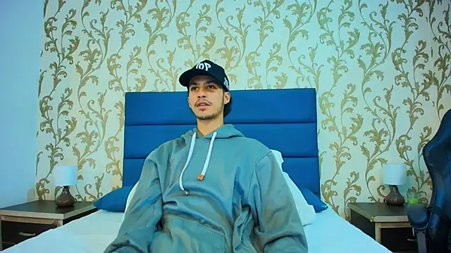 Marcus Jeron online show from November 2025 03:09:01 AM