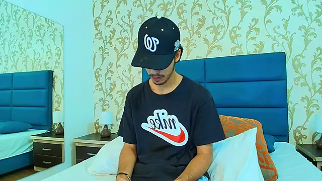 Marcus Jeron online show from November 2025 09:26:01 PM