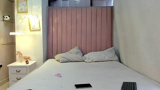 CandySays online show from October 2025 11:40:02 AM