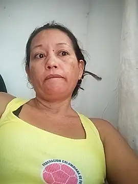 marinita13 online show from September 2025 03:23:01 PM