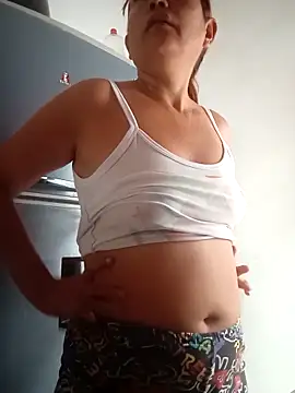 marinita13 online show from March 2026 01:26:02 PM