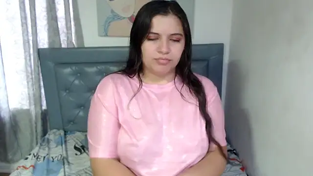 Snapshot of sarah_aguilar chatting on April 2026 02:20:01 PM sarah aguilar online show from April 2026 02:20:01 PM