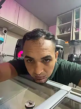 Alejand276765 online show from October 2025 10:32:01 PM
