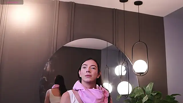 Ariaa Isabell online show from February 2026 06:48:01 PM