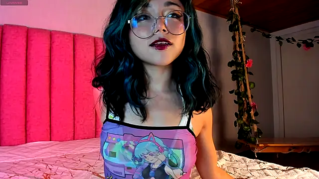 Snapshot of TerumiKitty chatting on November 2025 09:50:01 PM TerumiKitty online show from November 2025 09:50:01 PM