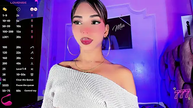 LADY-HOT-SEXY- online show from June 2026 12:06:02 AM