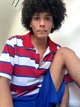 Max Rain online show from October 2025 07:35:02 PM